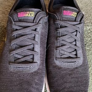 Sketchers Go Walk Sneakers